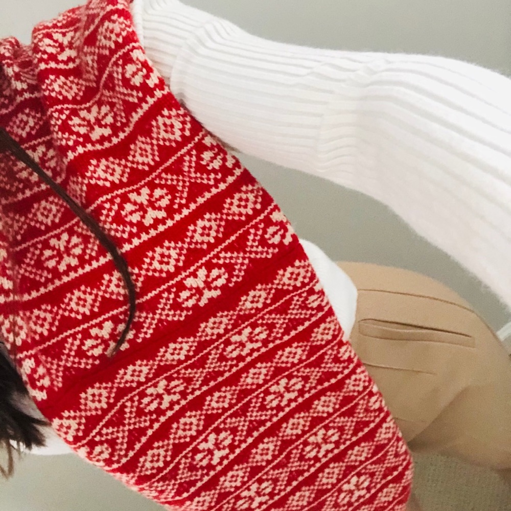 Women’s Red Fare-aisle Winter Scarf